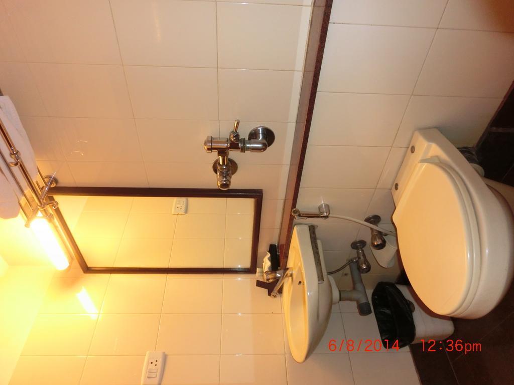 Hotel Thulashi Park 첸나이 객실 사진