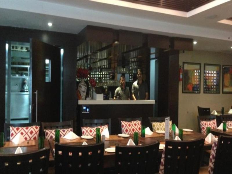 Hotel Thulashi Park 첸나이 외부 사진