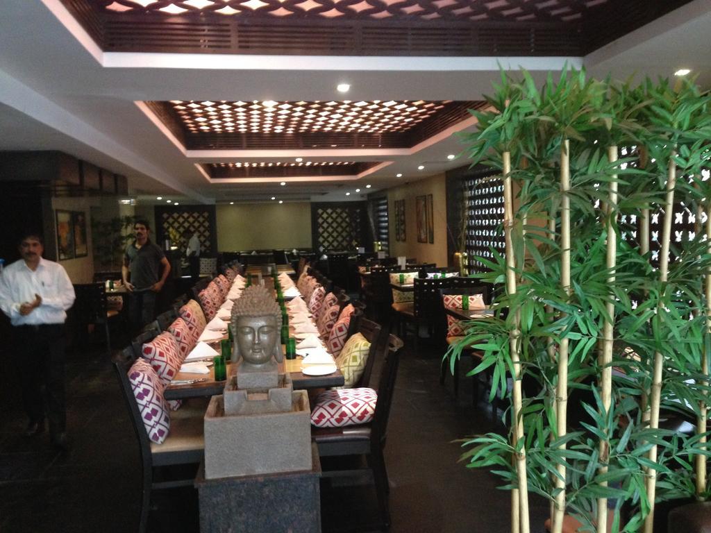 Hotel Thulashi Park 첸나이 외부 사진